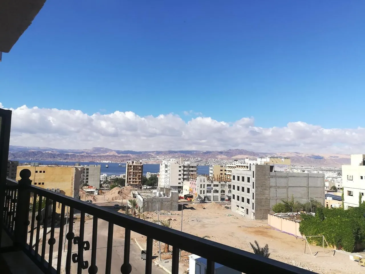アパートホテル Baraka Al Aqaba Hotel Suites