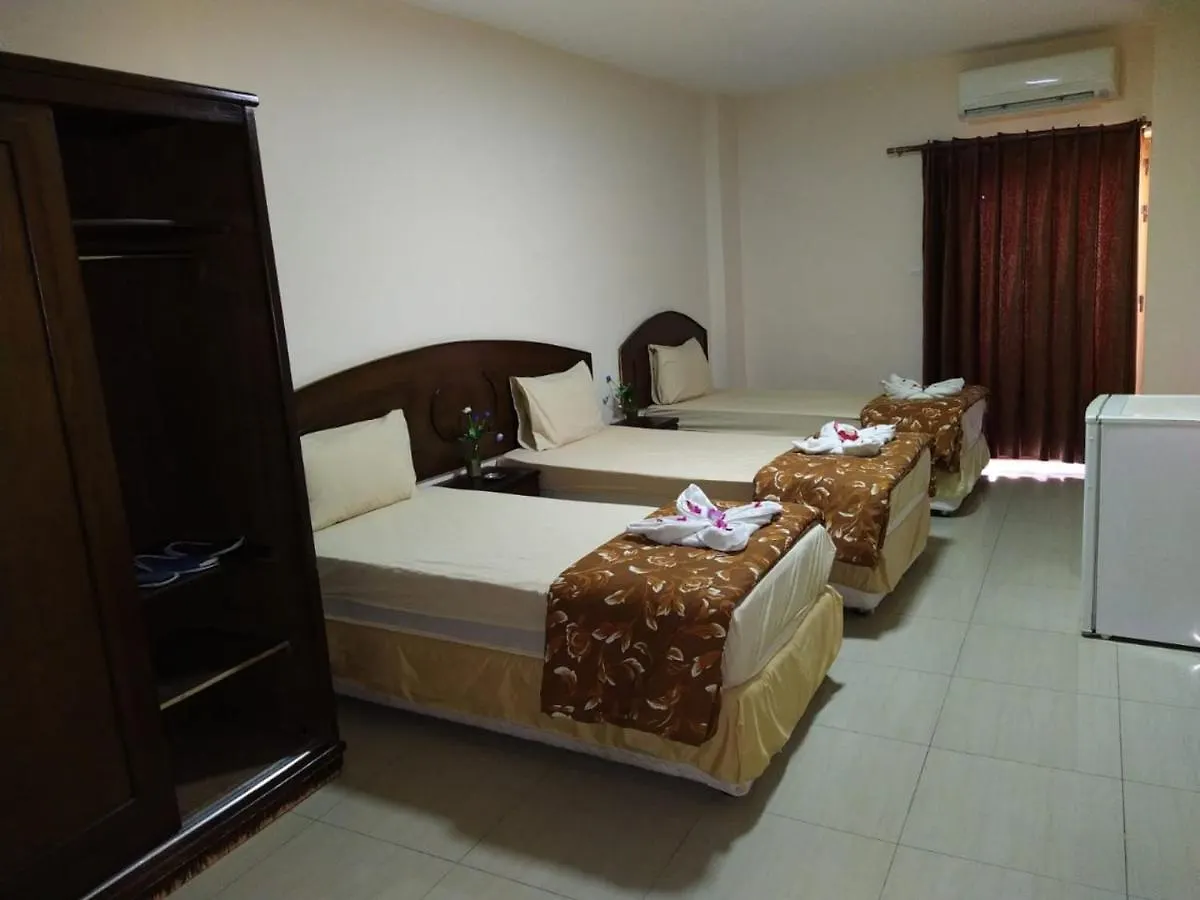 アパートホテル Baraka Al Aqaba Hotel Suites